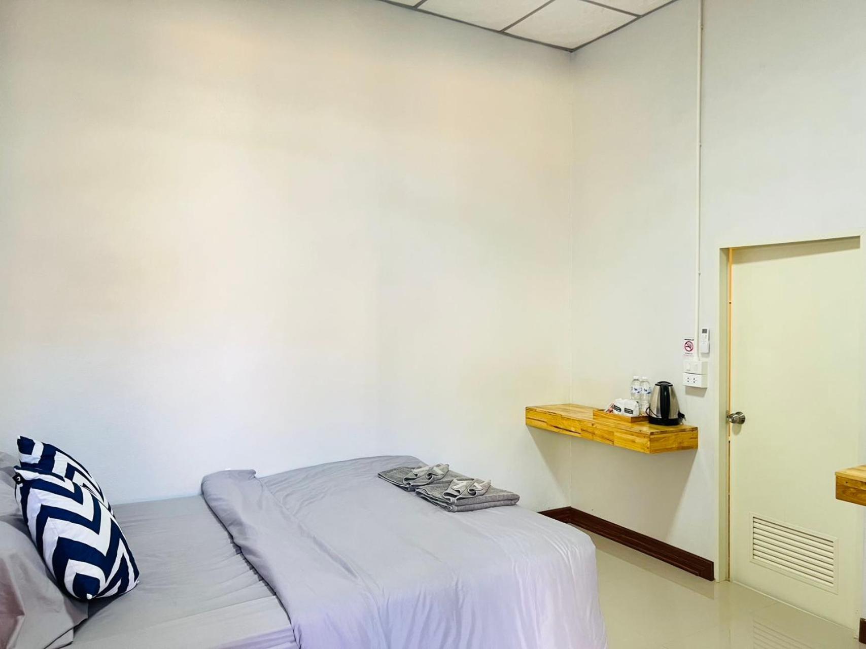 Lungwang Guest House Ban Rak Thai Exterior foto
