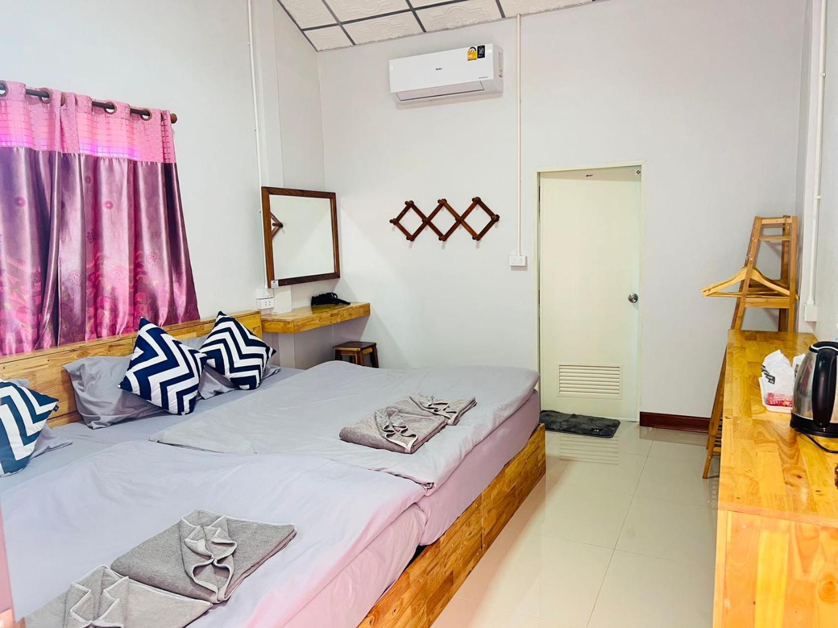Lungwang Guest House Ban Rak Thai Exterior foto
